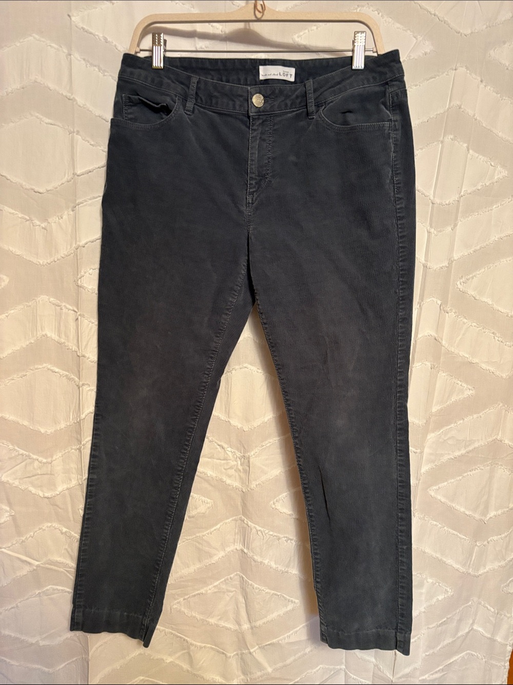 LOFT Charcoal Ankle Skinny Jeans